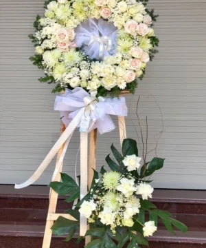 Vòng hoa hồng trắng đám tang, chia buồn ý nghĩa (Gửi hình ảnh trước khi giao)